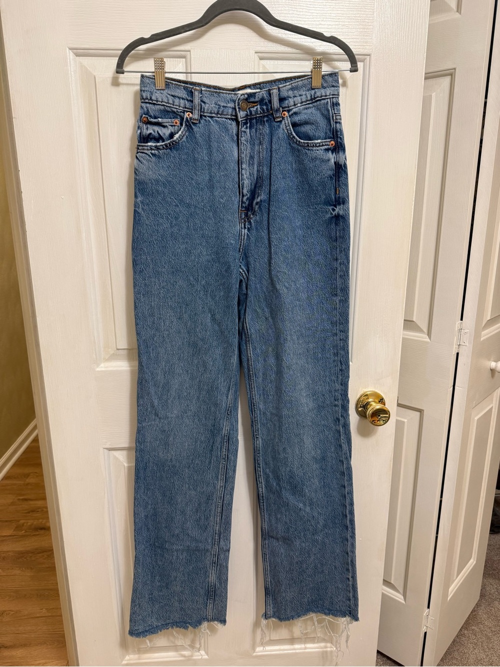 Zara Mid Blue Straight-Leg Women’s Jeans